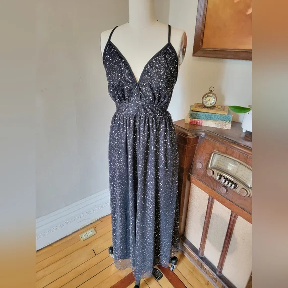 Black Plus Size Maxi Gown Silver Paint Splatter XL 1X - Picture 2 of 8